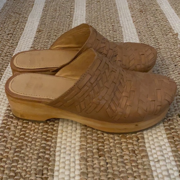 Mtng basket weave clogs - Picture 2 of 4